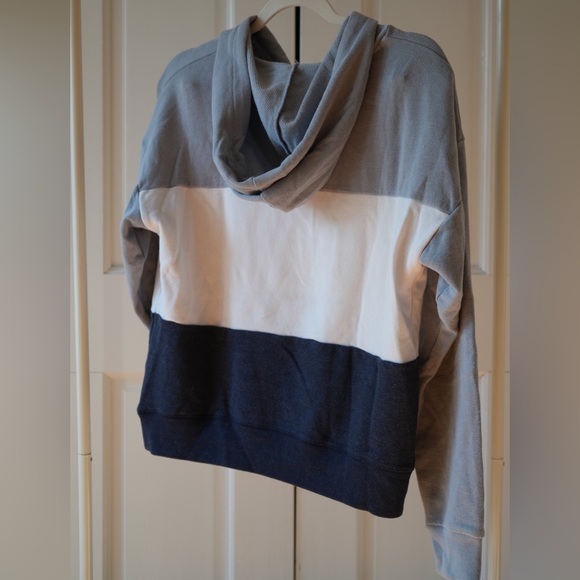 AEO Color-block Hoodie - Picture 2 of 5